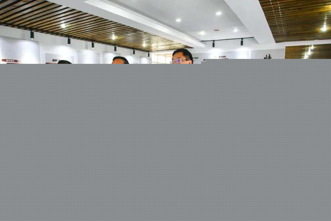 0aee8b1ce3f9423da0d2981457364dfc.jpg